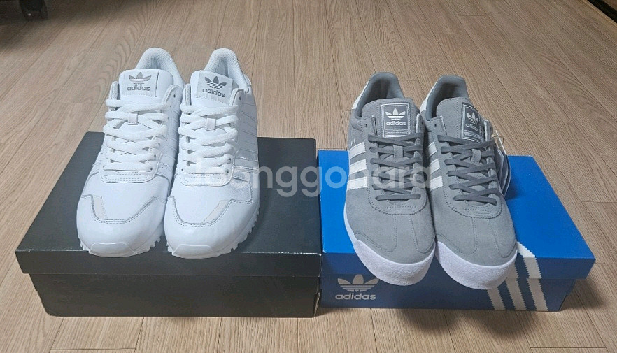 아디다스 275새상품 2개 팝니다--0