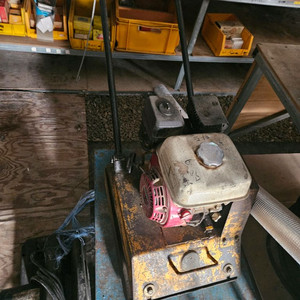 혼다 콤팩터(땅다짐기),30만원 휘발유