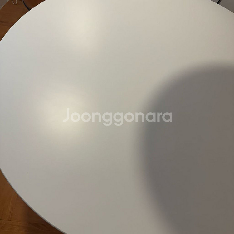 놀 사리넨 라미네이트 120cm 화이트 원형 테이블--2