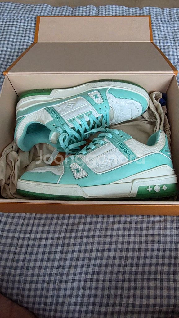 루이비통 LV 트레이너 스니커즈 민트--2