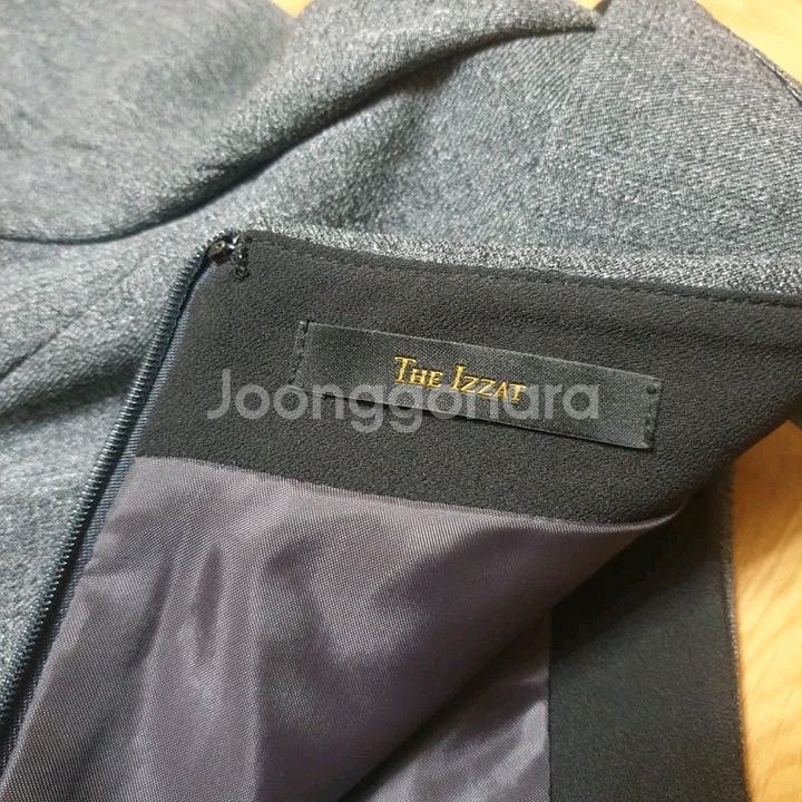 아이잗바바 더아이잗 포인티드카라 X벨티드 원피스--6