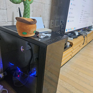 컴퓨터 본체 판매 (I9-9900K, NVIDIA 20