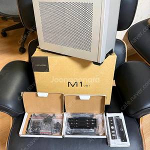 NCASE M1 v6.1 실버