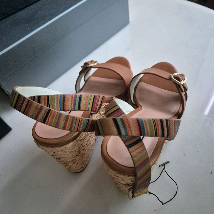 폴스미스 여성샌들--1