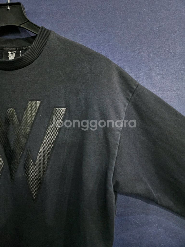 라이프워크 블랙컬러 남성 오버핏 95 맨투맨--3