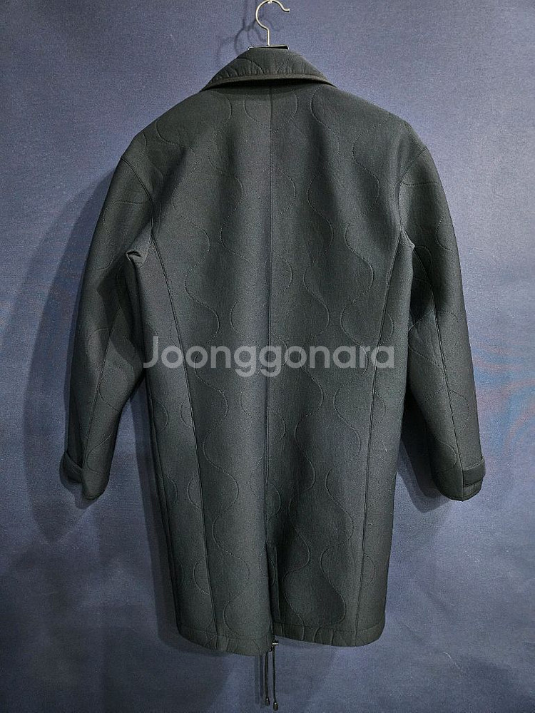 코오롱스포츠 퀼팅 블랙 남성 세미오버핏 105 자켓--1