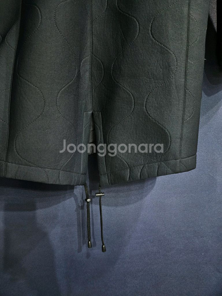 코오롱스포츠 퀼팅 블랙 남성 세미오버핏 105 자켓--8