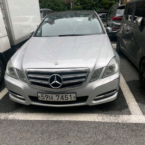 벤츠 E클래쓰 W212 E220 CDI전기형
