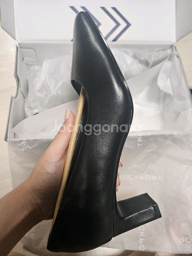 락포트 토탈모션 메리다 펌프스--6