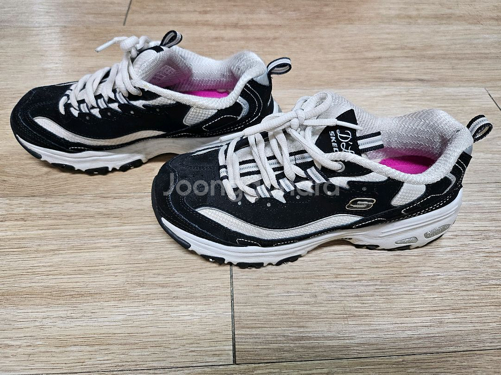 스케쳐스키즈 240사이즈 여아운동화 운동화 초등운동화--1