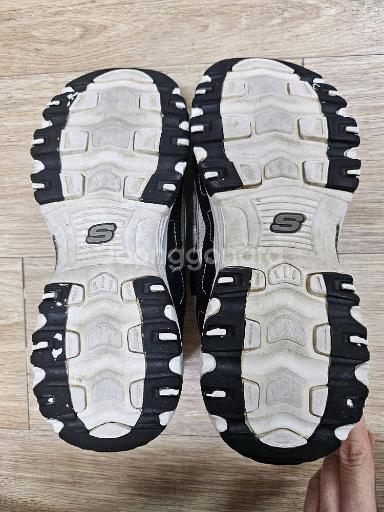 스케쳐스키즈 240사이즈 여아운동화 운동화 초등운동화--3