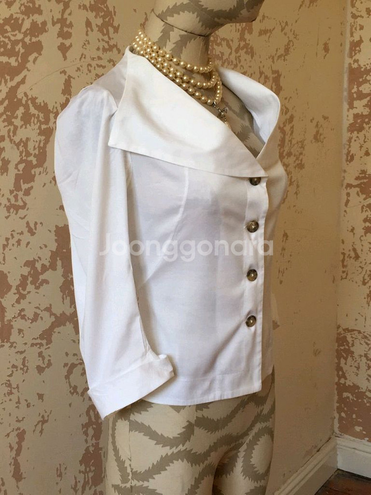 백화점구입 비비안웨스트우드 블라우스--4