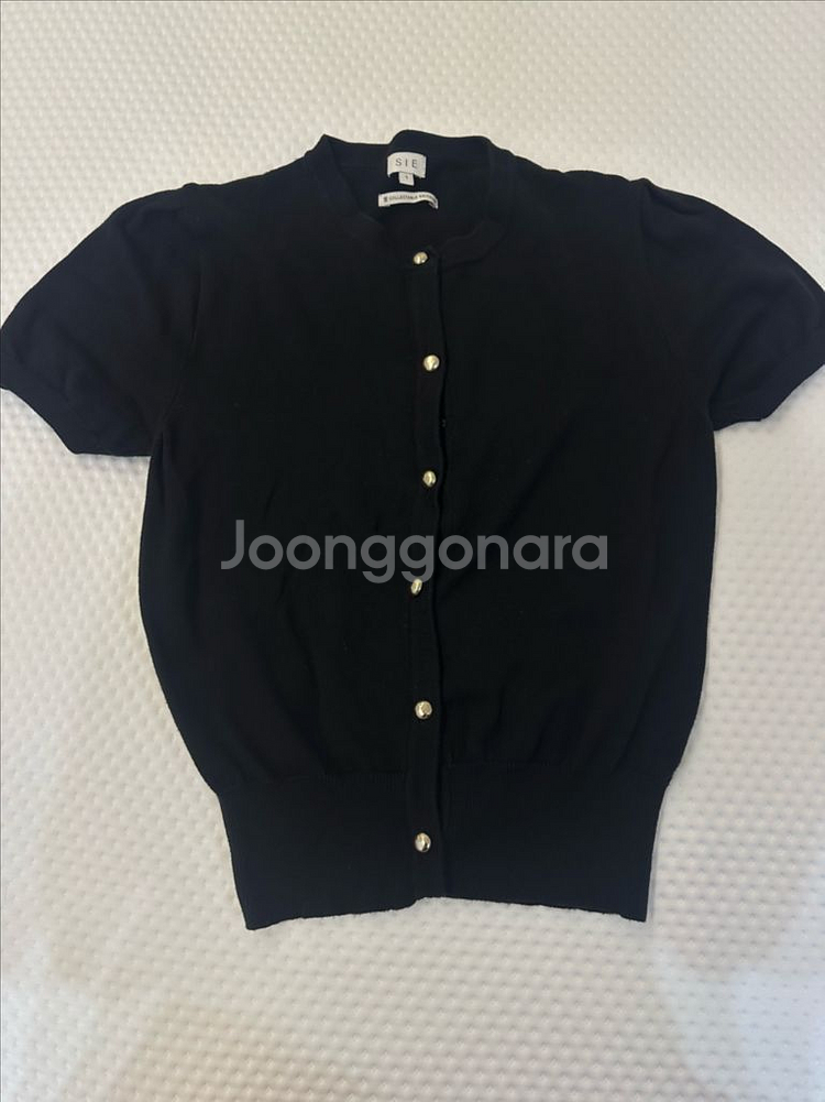 시에 샬롯 버튼 디테일 하프 가디건 1사이즈--0