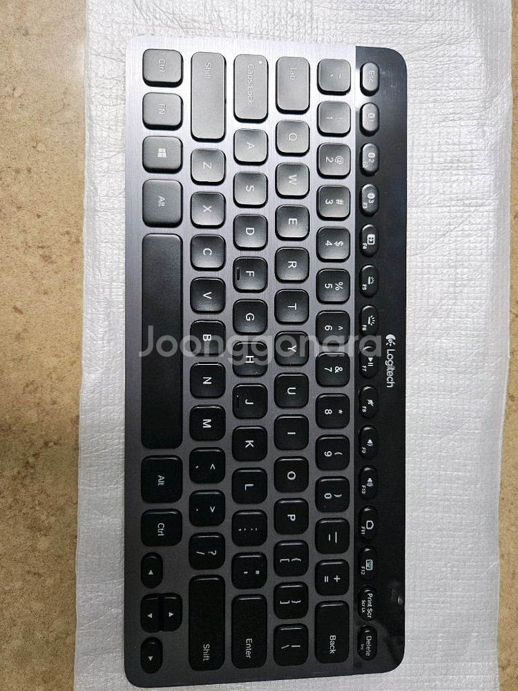 로지텍 블루투스 키보드 k810--0