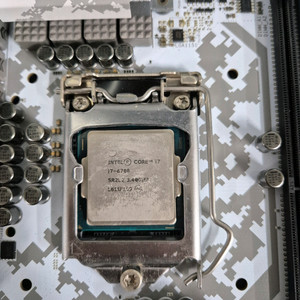 인텔 6세대 i7 6700 cpu 단품