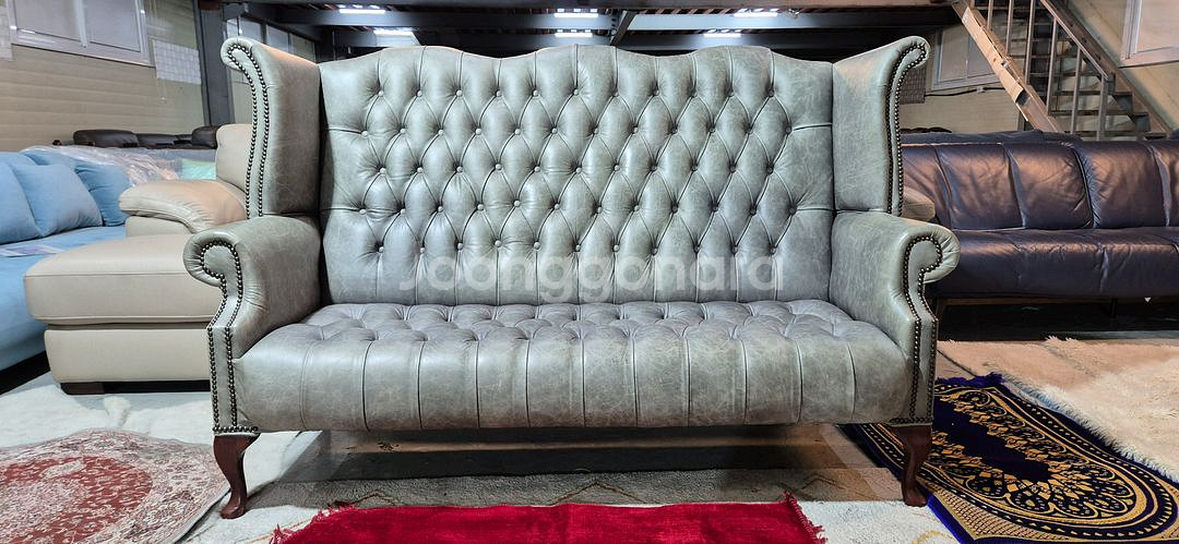영국 체스터필드 최고급 전체 애닐린 천연가죽 3인소파--3