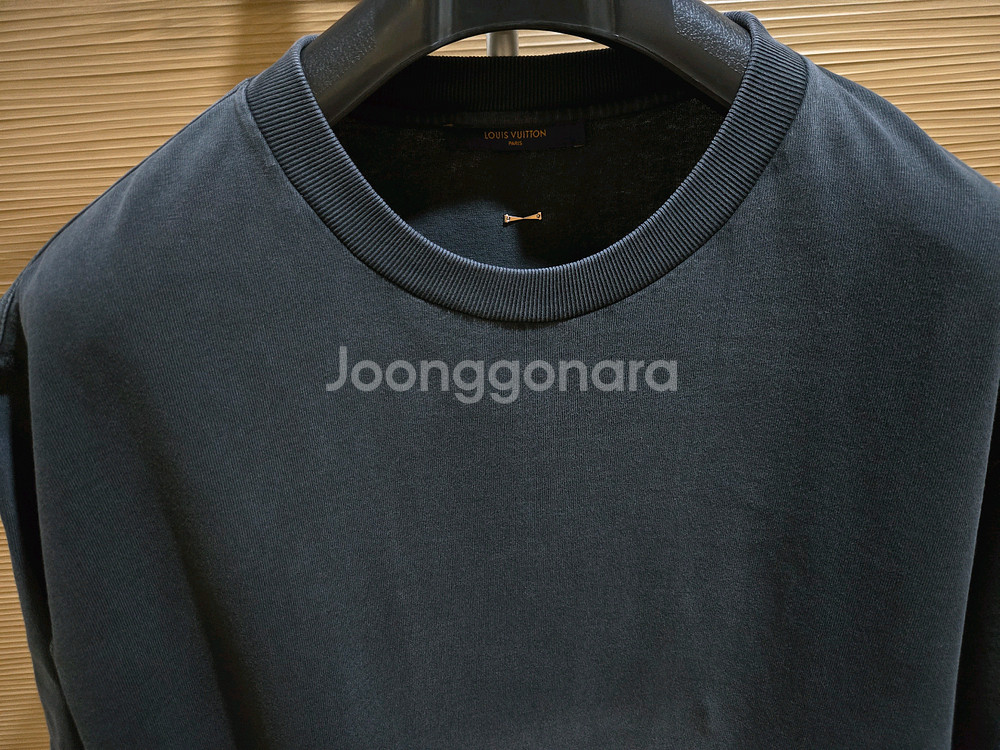 루이비통 인사이드아웃 반팔티 XL 디올,베트멍,톰포드--1