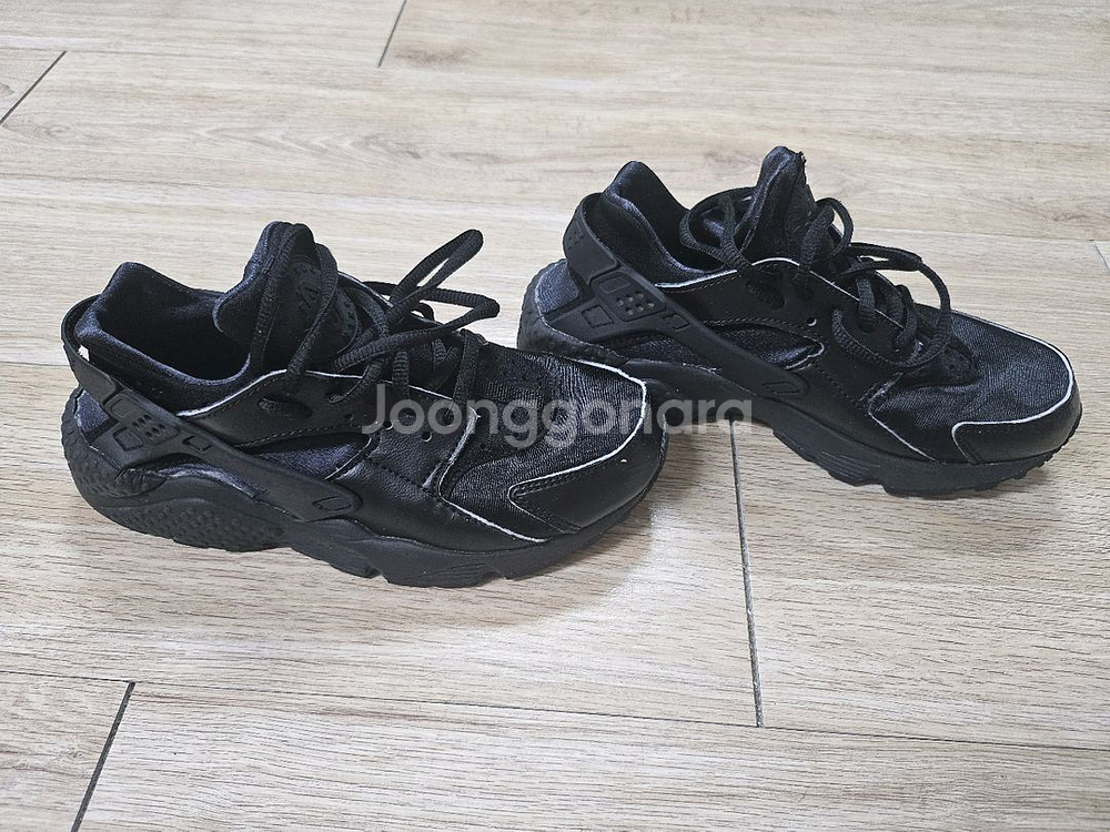 나이키 에어 허라취 올검 사이즈 23.5--1