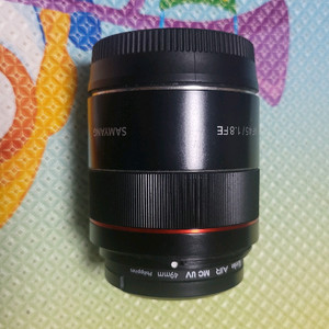 소니 FE 마운트 삼양 45mm f1.8