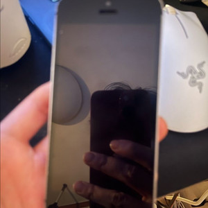 아이폰 se1 스페이스그레이 64g 팝니다