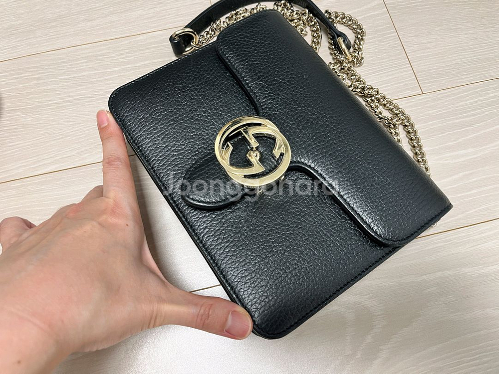 구찌 인터로킹 체인 숄더백 미니--6