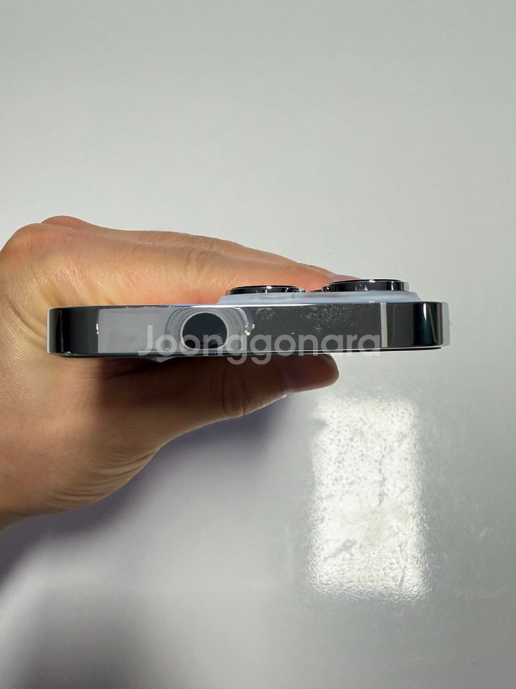 아이폰14pro 화이트(실버) 256 자급제 판매합니다--4