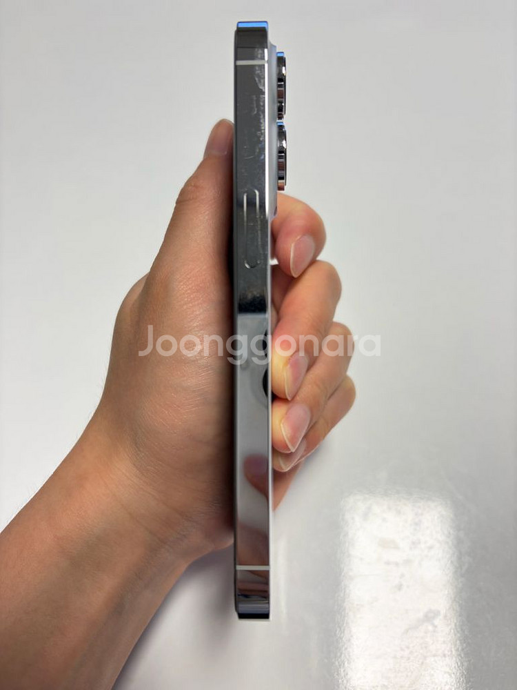 아이폰14pro 화이트(실버) 256 자급제 판매합니다--5