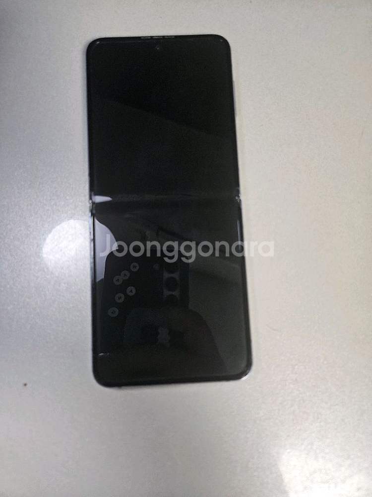 갤럭시 Z 플립4 고장폰 부품용 팝니다--0