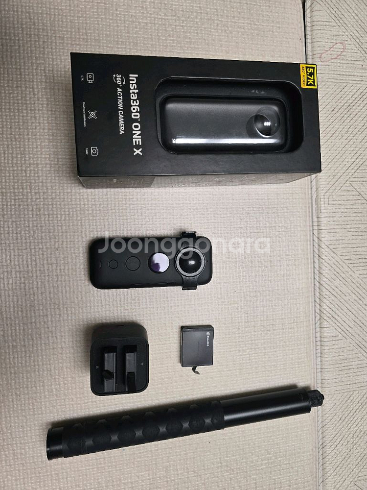 Insta360 ONE X 액션 카메라 풀세트 판매합니--0