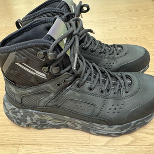 코오롱 트라이포드 미드 블랙 260