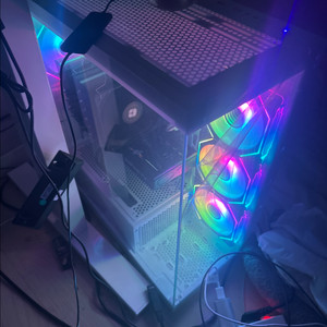 RTX5070 9800x3d 32g
