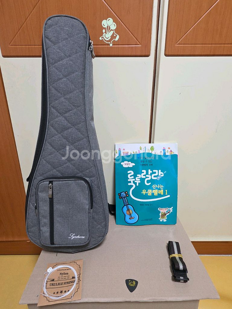 중고 신드롬 우쿨렐레 콘서트 소리잘납 택배비포함--9