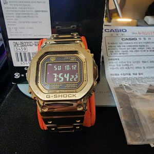 지샥 GMW-B5000GD-9DR 풀메탈 골드 시계