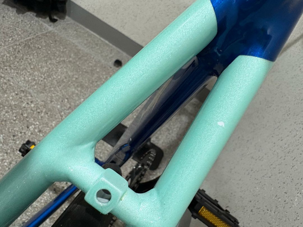 거의무하자 언노운샤크 팝니다 제시해주세용 이미지