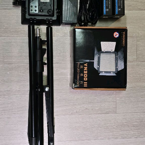 yn 300 조명기 / 스텐드 세트로 정리합니다