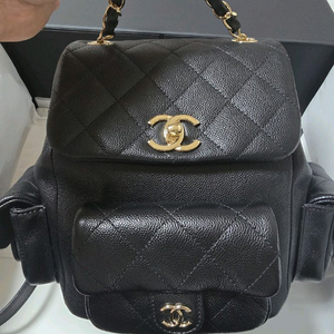 샤넬 듀마백팩(새상품급)