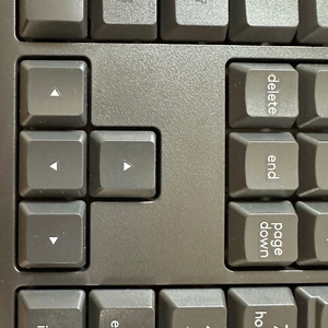 로지텍 무소음 무선 키보드 MK295