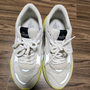 정품 발렌티노 매쉬 스니커즈