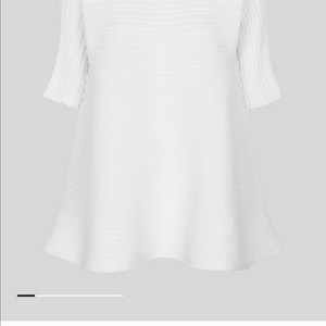 플리츠플리즈 니트 바운스 화이트탑