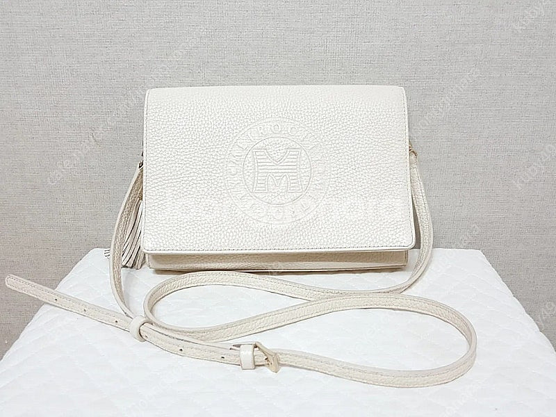 정품)메트로시티 J61MF140I 소가죽 클러치 크로스--1