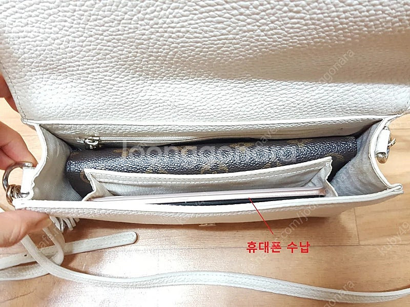 정품)메트로시티 J61MF140I 소가죽 클러치 크로스--3