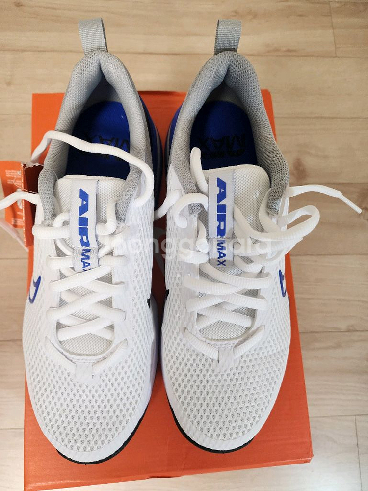 (새상품)나이키 에어맥스 러닝화 알파 260사이즈--9