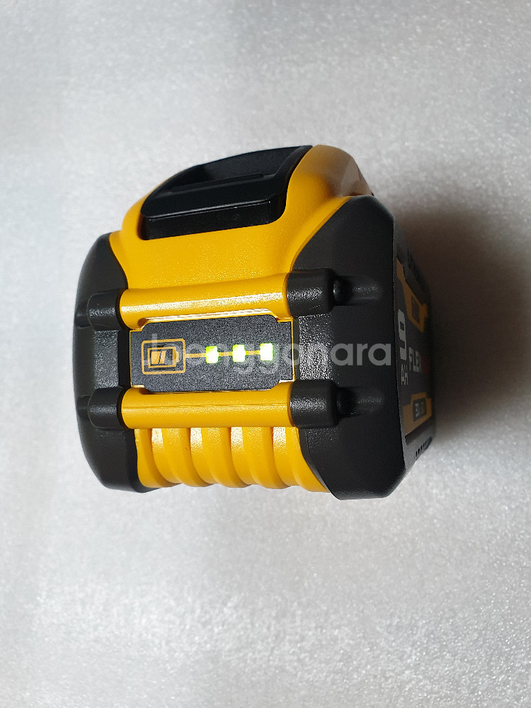 디월트-플렉스볼트 배터리(DCB609)/60V(9A)--4