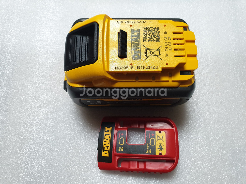 디월트-플렉스볼트 배터리(DCB609)/60V(9A)--5