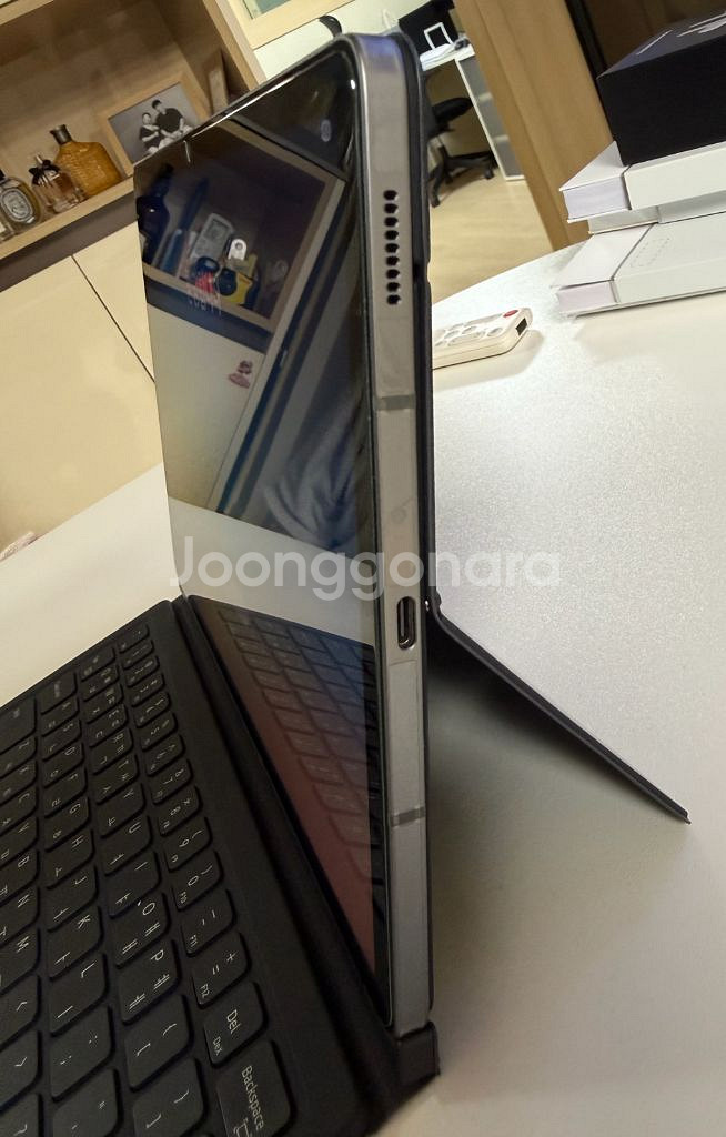 삼성 갤럭시 탭 S9 FE 와이파이 판매합니다.--1