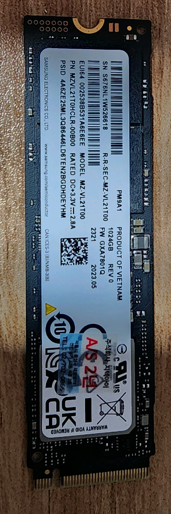 PM9A1 1TB--0