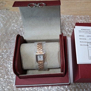 페라가모 시계 로즈골드 여성시계 (새상품)