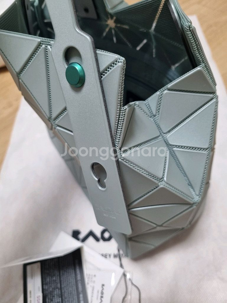 바오바오 캐럿백 미듐 미디움 애쉬 그린--3