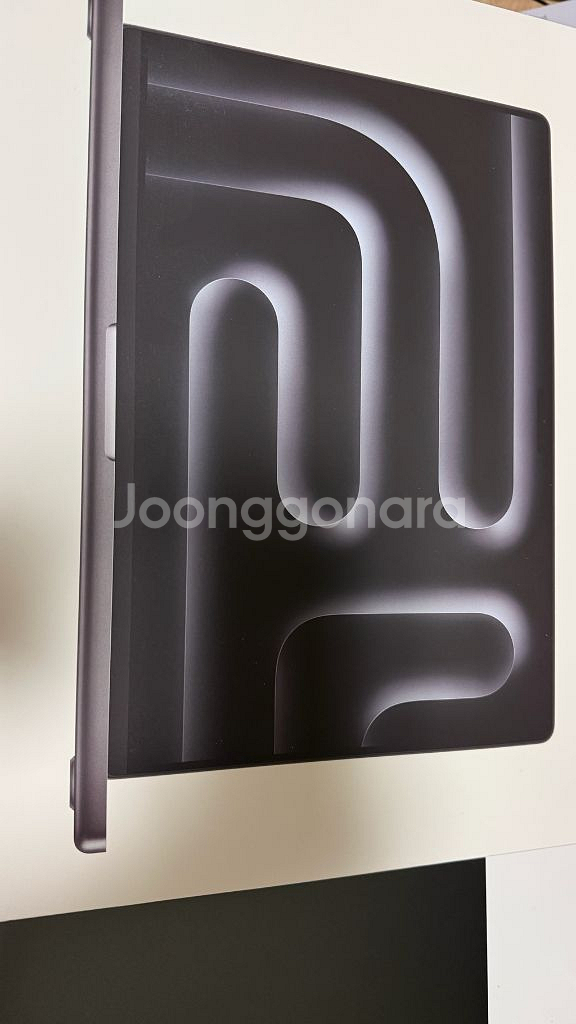 맥북 프로16 M4 스페이스 블랙 1TB 24GB--1
