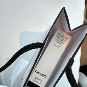 샤넬 레베쥬 립밤